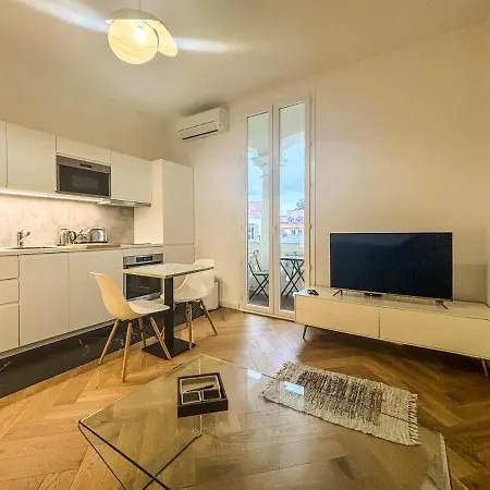 Apartamento Alberti - Wifi, Ac, 2 Pers Nice